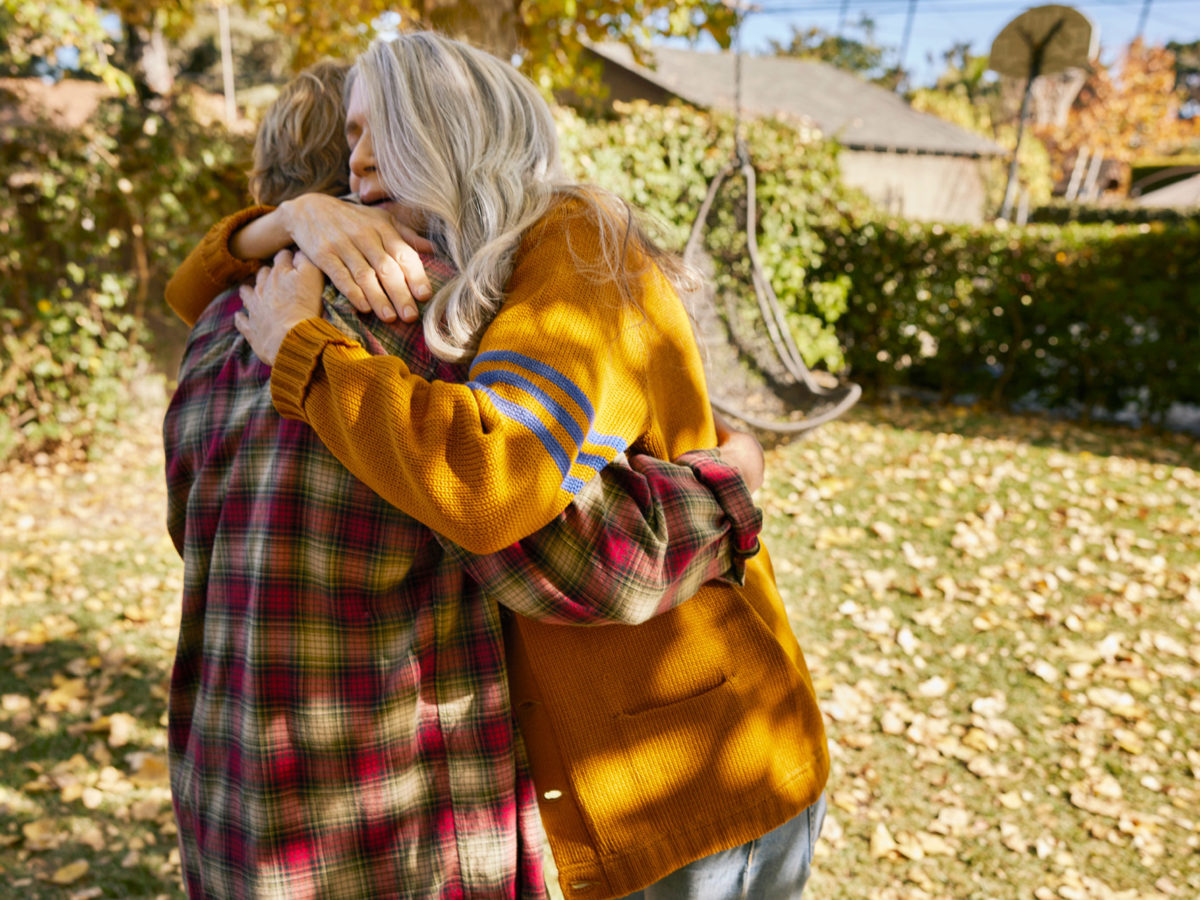 2 People Hugging