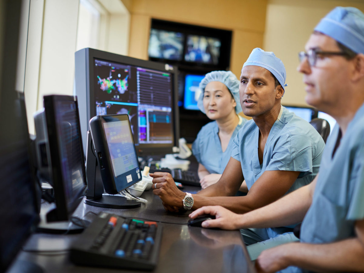 Electrophysiology Doctors Viewing Scans